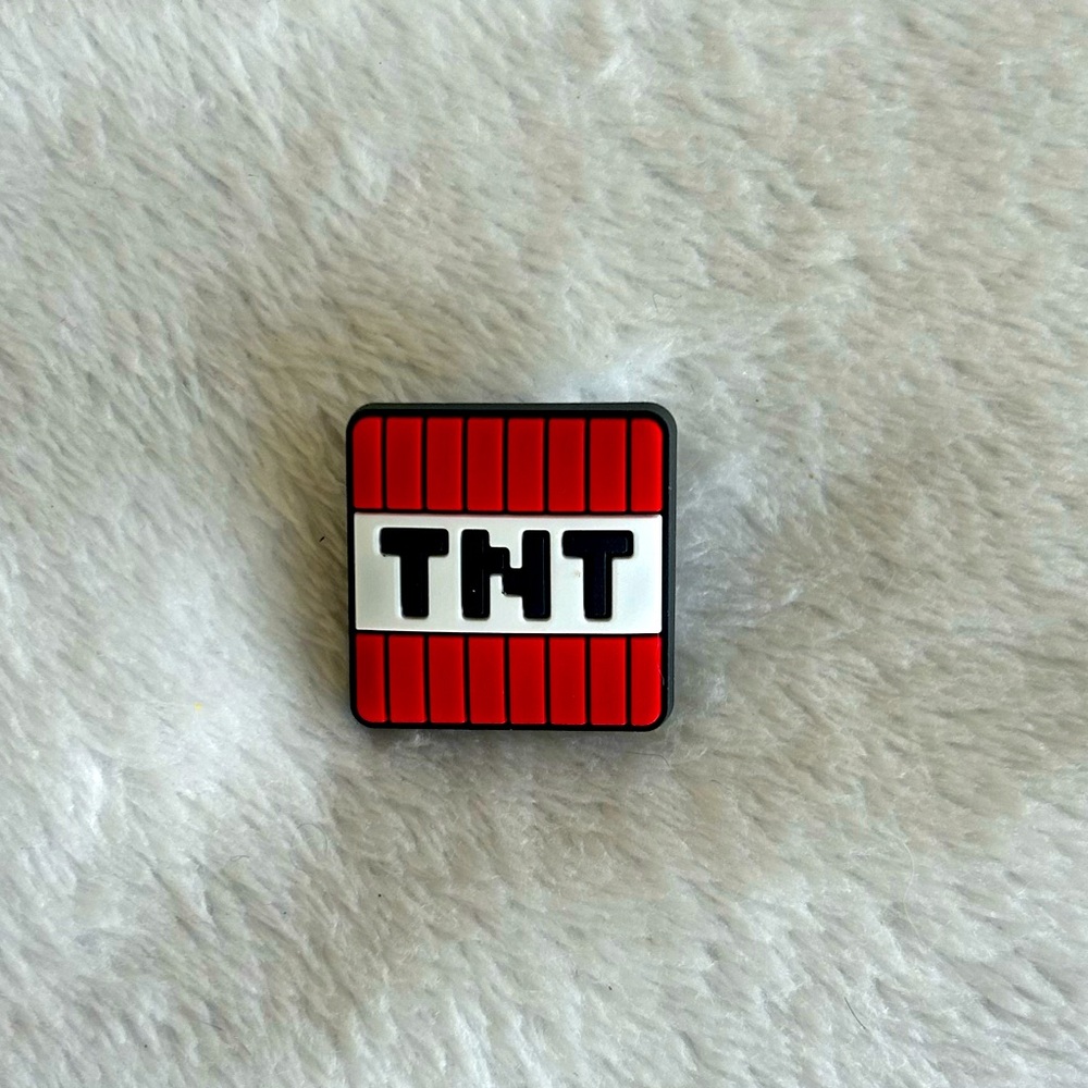 NEW MineCraft TNT jibbitz